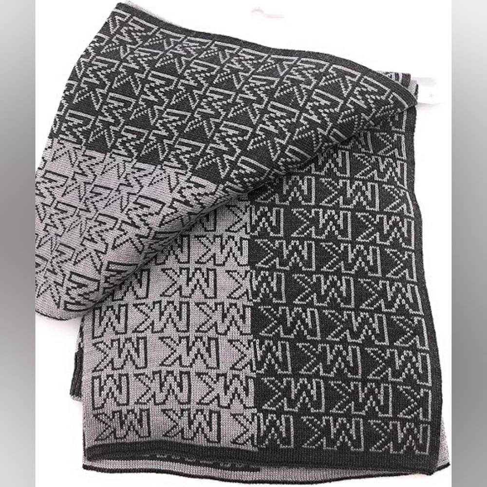 Michael Kors Scarves with Tactile Texture - Picture 4 of 6